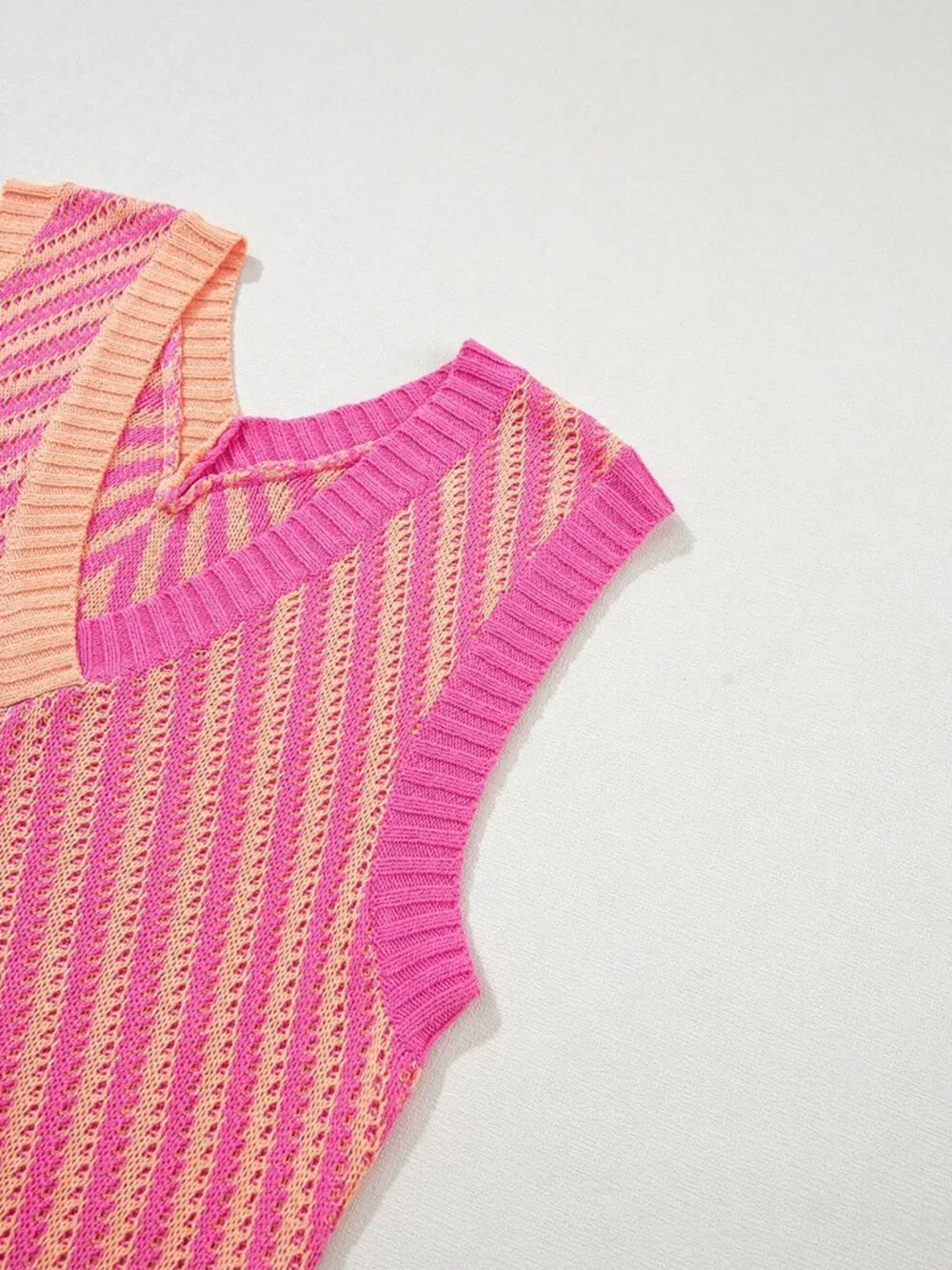 Multicolor Casual Women's Sleeveless V-Neck Striped Knit Vest